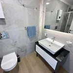 Sa Apartments! 150m To The Cleopatra