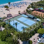 Sa Apartments! 150m To The Cleopatra *