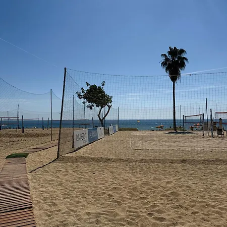 Sa Apartments! 150m To The Cleopatra Daire *