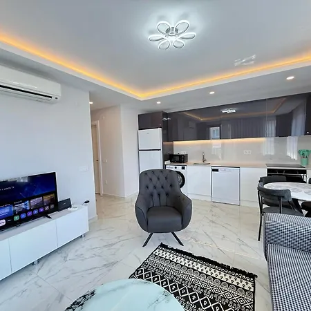 Sa Apartments! 150m To The Cleopatra Daire Alanya