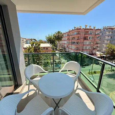 Apartamento Sa Apartments! 150m To The Cleopatra Alanya
