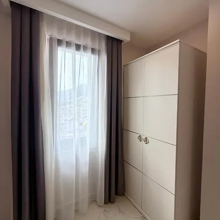 Sa Apartments! 150m To The Cleopatra