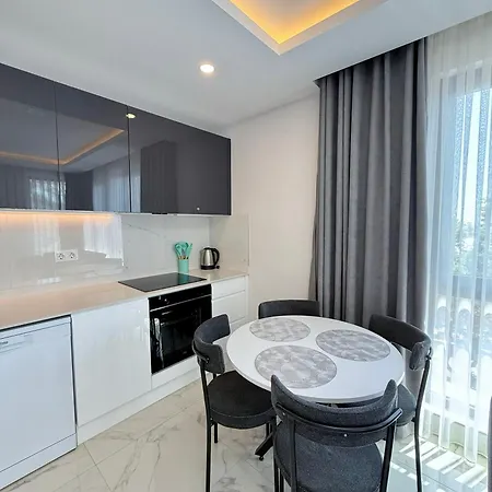 Apartment Sa Apartments! 150m To The Cleopatra
