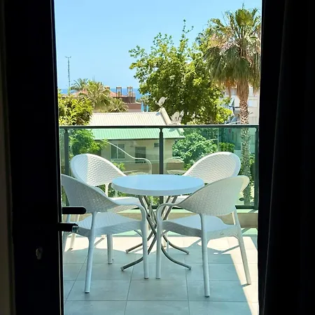 Sa Apartments! 150m To The Cleopatra Apartment