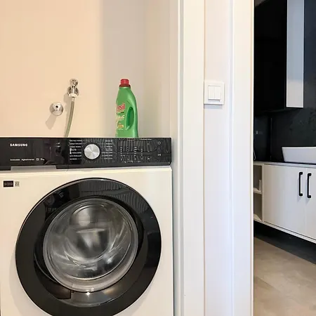 Sa Apartments! 150m To The Cleopatra Apartment *