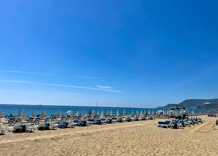 Sa Apartments! 150m To The Cleopatra * Alanya