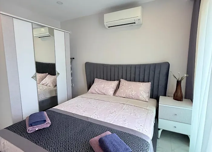 Sa Apartments! 150m To The Cleopatra Apartment *