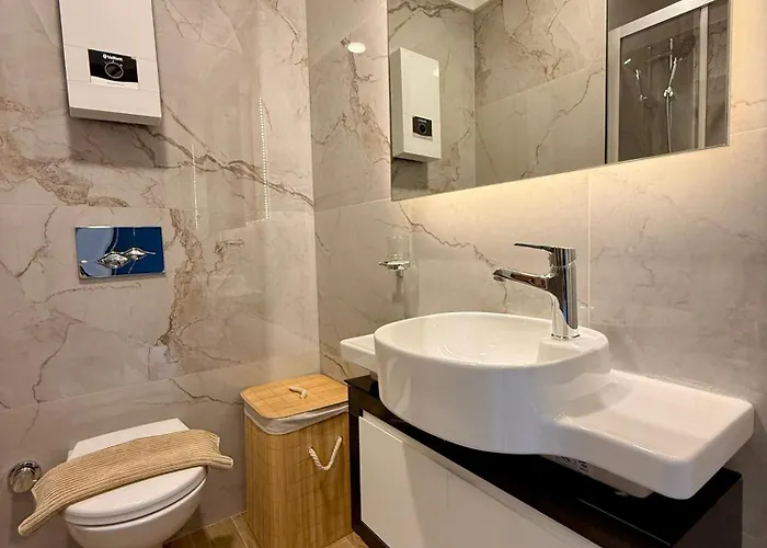 Sa Apartments! 150m To The Cleopatra *