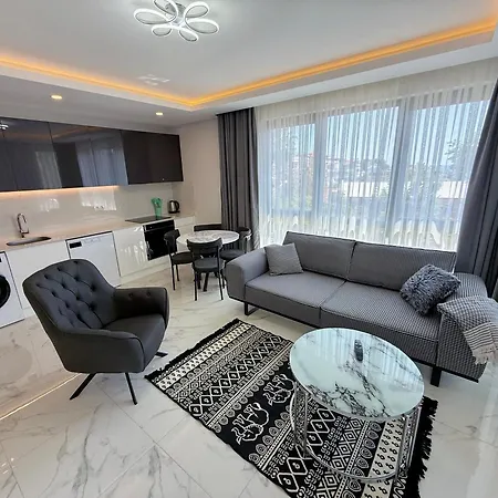 Апартаменты Sa Apartments! 150m To The Cleopatra