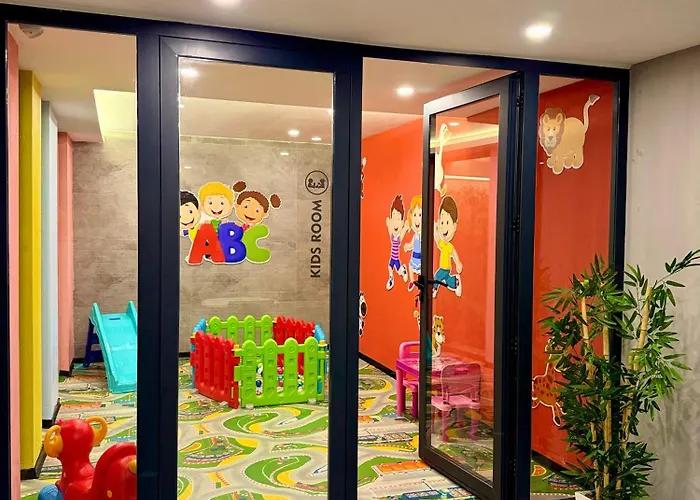 Sa Apartments! 150m To The Cleopatra Apartment *